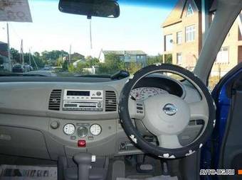2002 Nissan March Photos