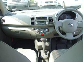 2002 Nissan March Photos