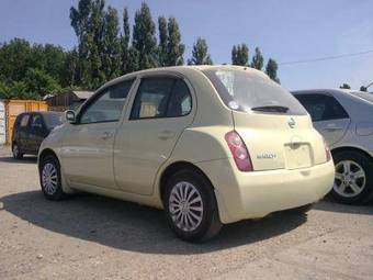 2002 Nissan March Pictures