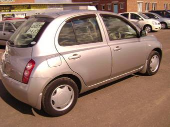 2002 Nissan March Photos