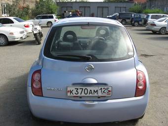 2002 Nissan March Pictures