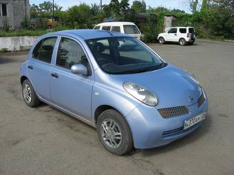 2002 Nissan March Photos