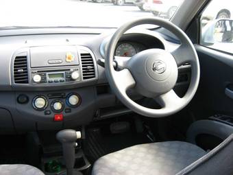 2002 Nissan March Photos