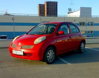 2002 Nissan March Photos