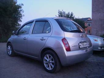 2002 Nissan March Pictures
