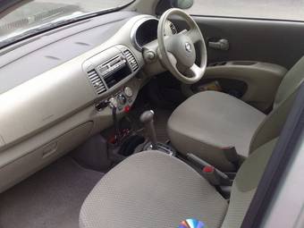 2002 Nissan March Pictures