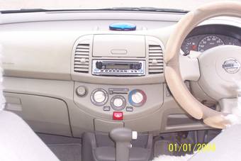 2002 Nissan March Pictures