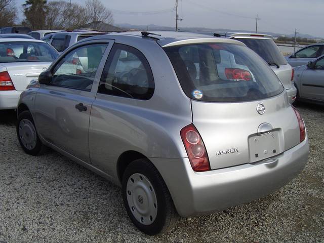 2003 Nissan March