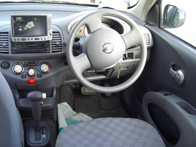 2003 Nissan March