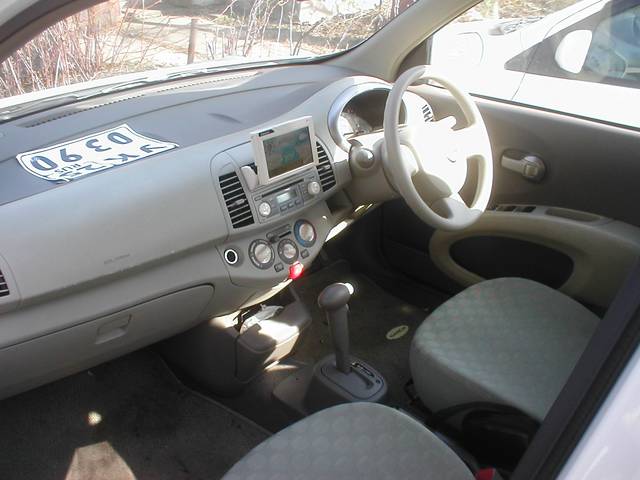 2003 Nissan March