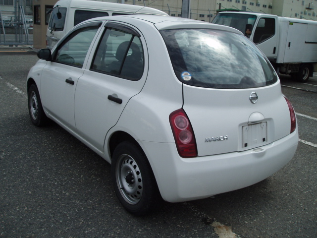 2003 Nissan March