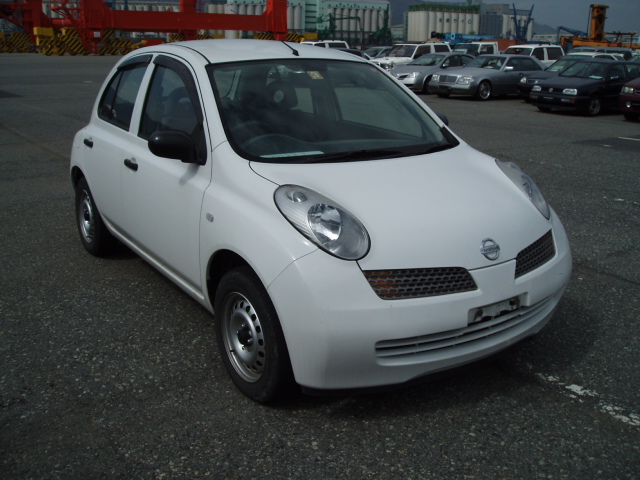 2003 Nissan March