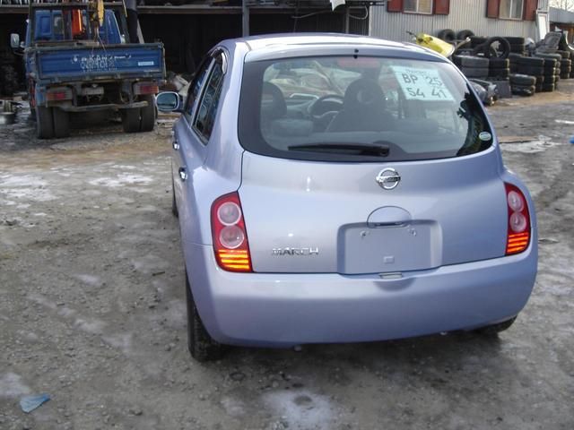 2003 Nissan March