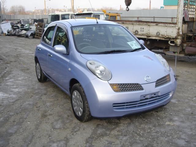 2003 Nissan March