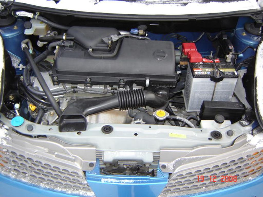 2003 Nissan March