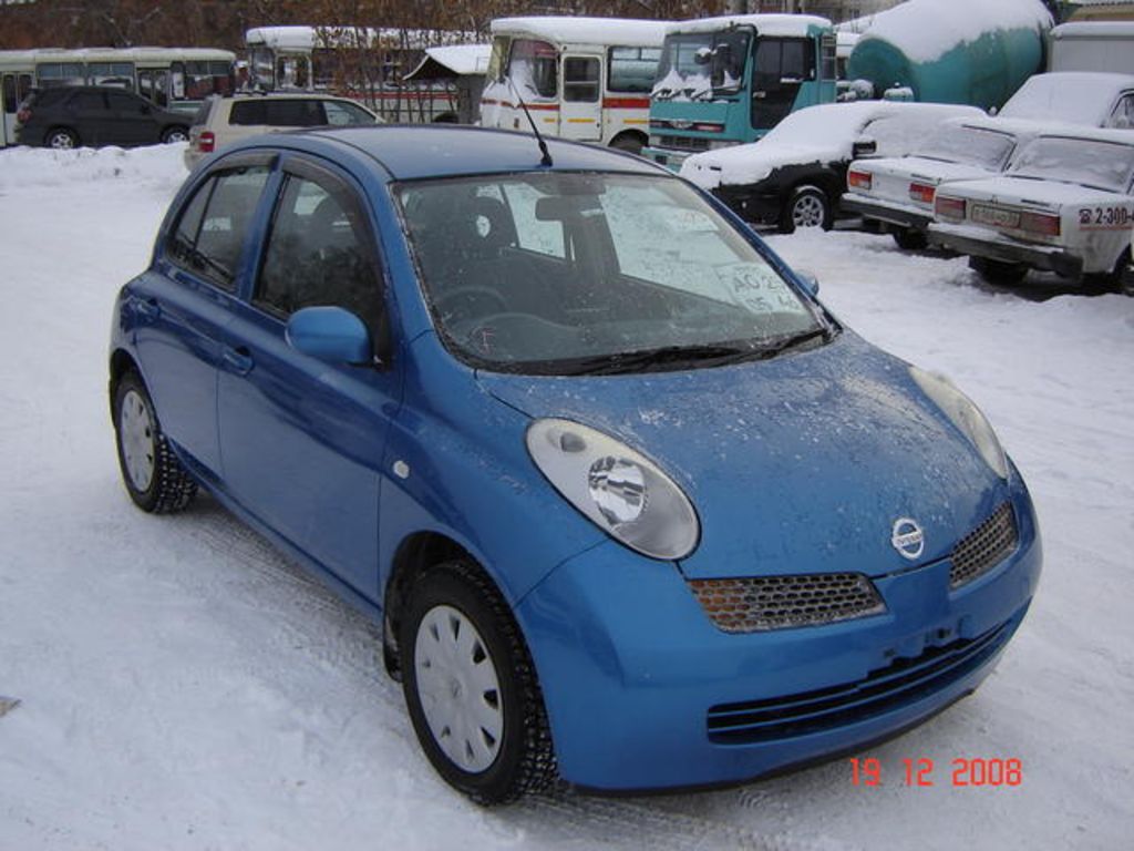 2003 Nissan March