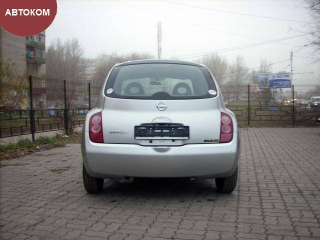 2003 Nissan March