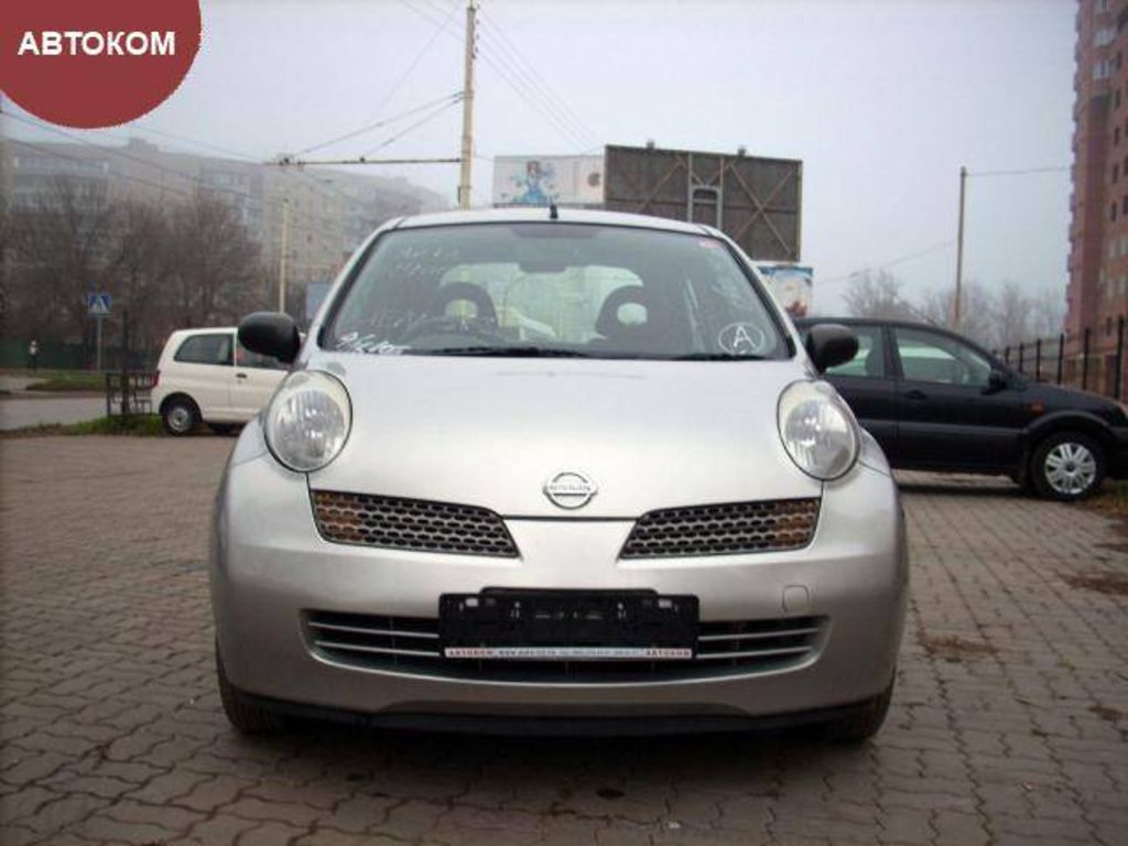 2003 Nissan March