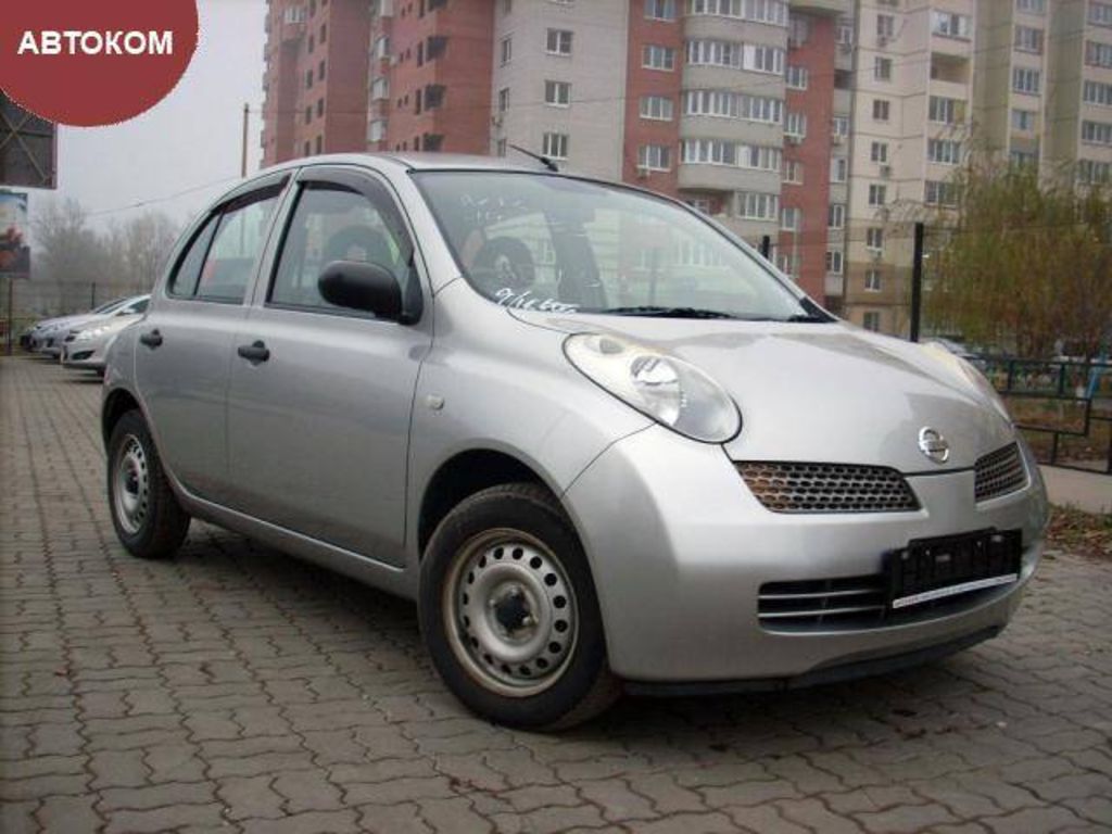 2003 Nissan March
