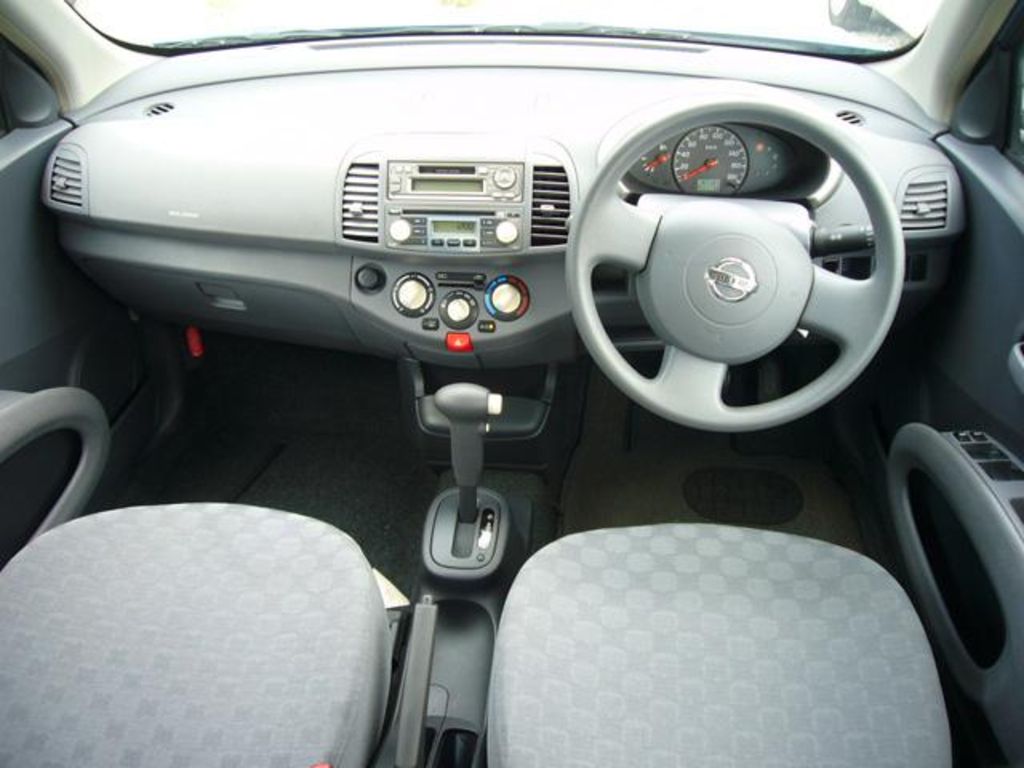 2003 Nissan March