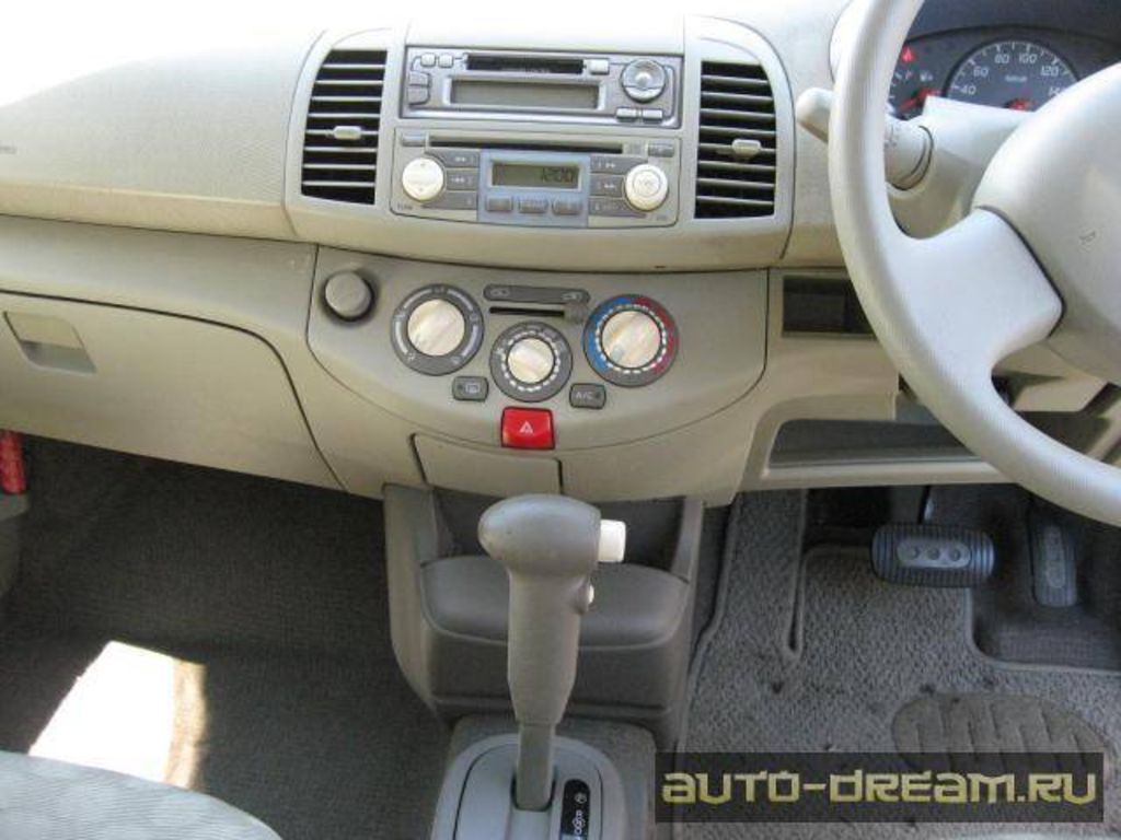2003 Nissan March