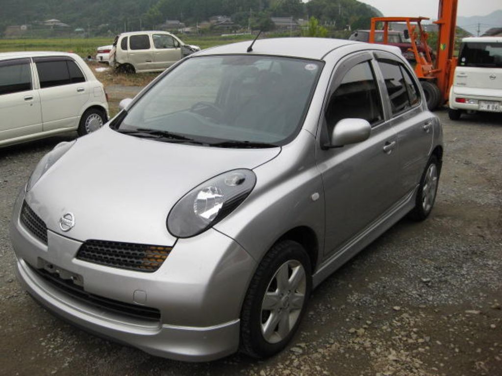 2003 Nissan March