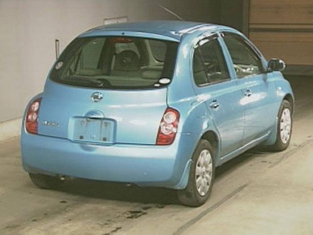 2003 Nissan March