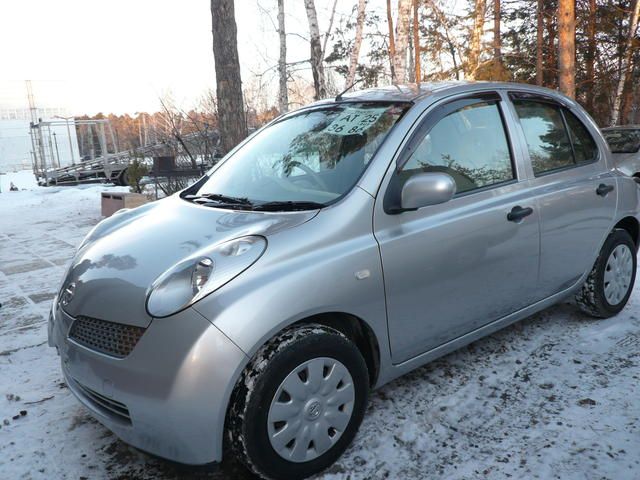2003 Nissan March