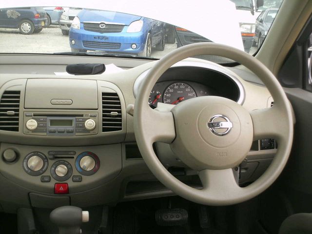 2003 Nissan March