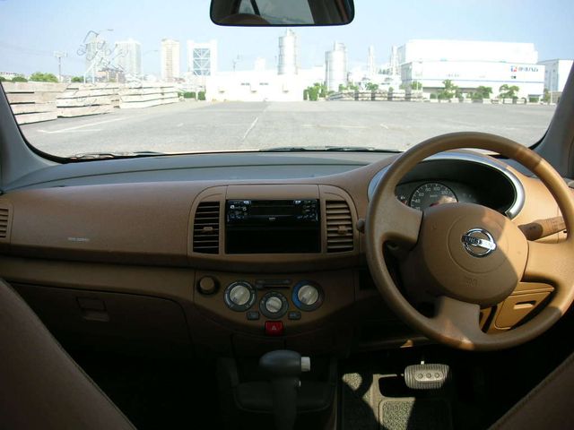 2003 Nissan March