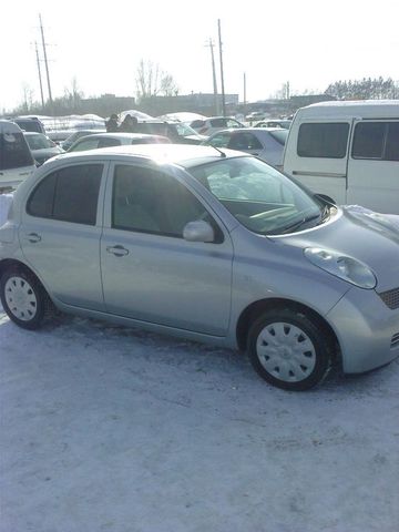 2003 Nissan March