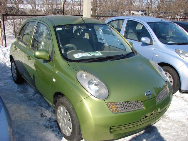 2003 Nissan March