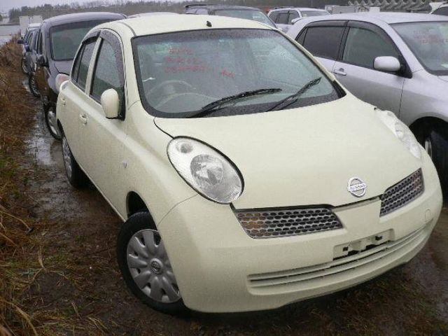 2003 Nissan March