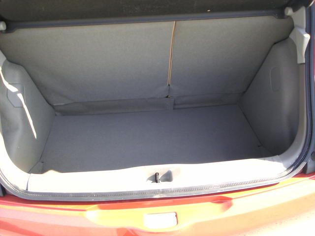 2003 Nissan March