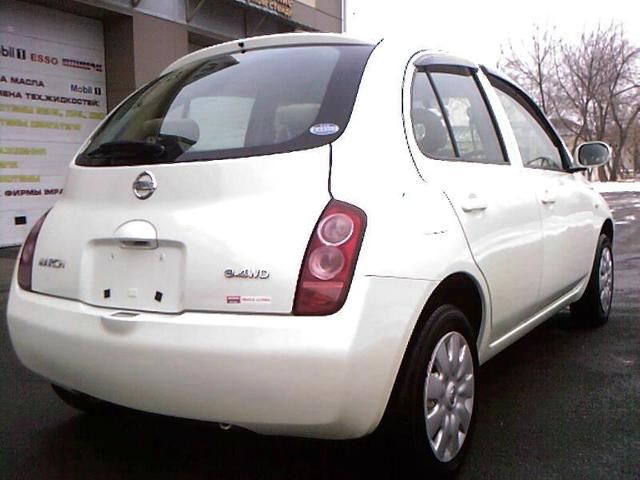 2003 Nissan March