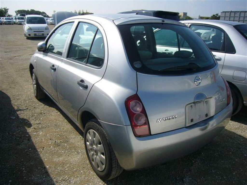 2003 Nissan March