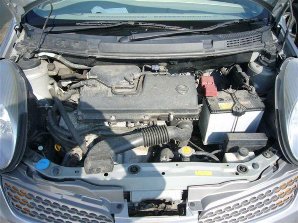 2003 Nissan March