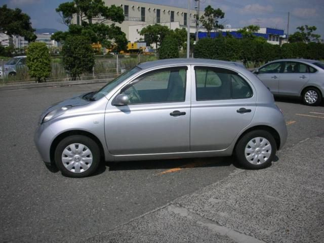2003 Nissan March