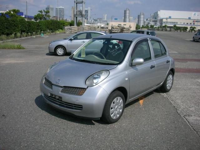2003 Nissan March