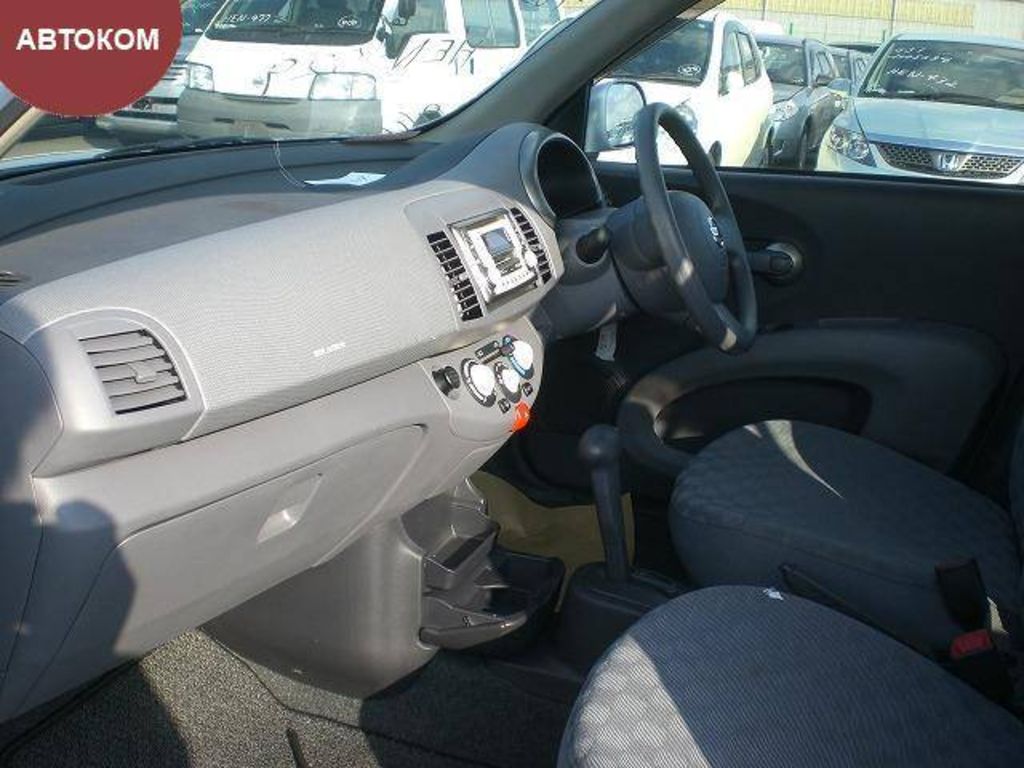 2003 Nissan March