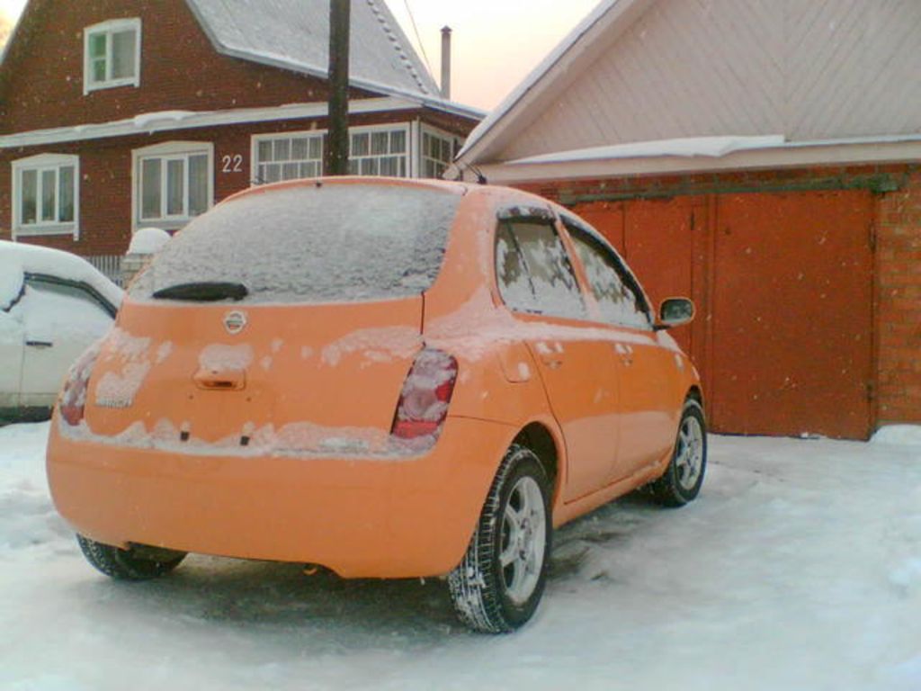 2003 Nissan March