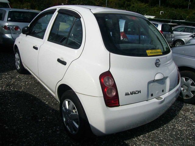 2003 Nissan March