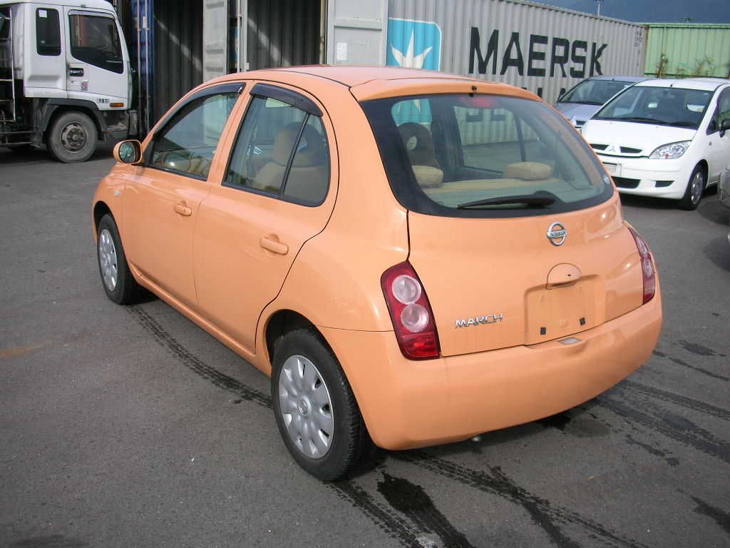 2003 Nissan March