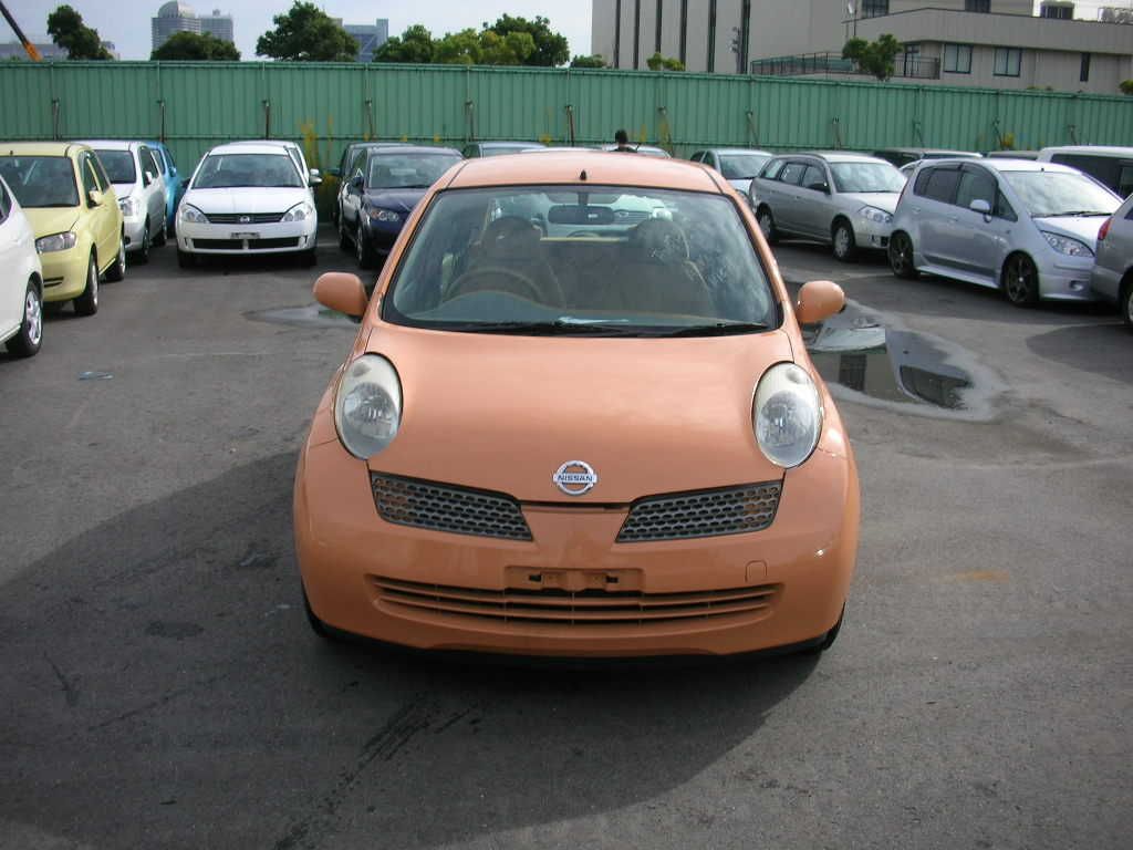 2003 Nissan March