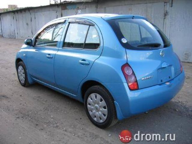 2003 Nissan March