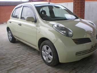 2003 Nissan March