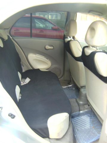 2003 Nissan March