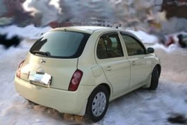2003 Nissan March
