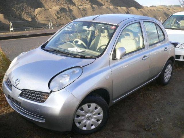 2003 Nissan March