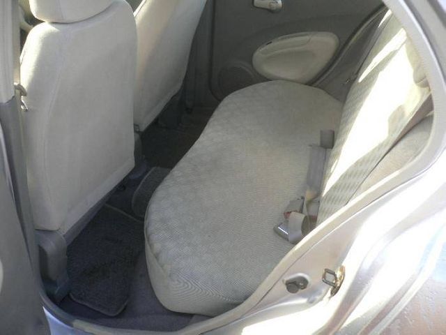 2003 Nissan March